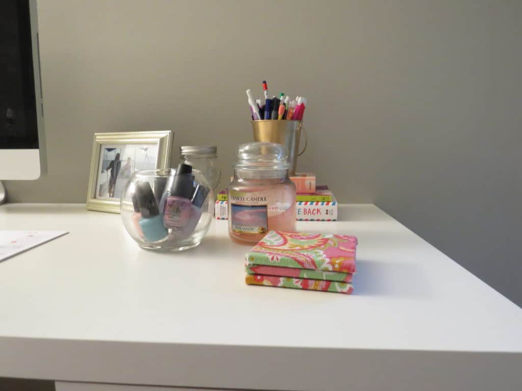 The top of the Ikea Desk with all the things pictured prior.
