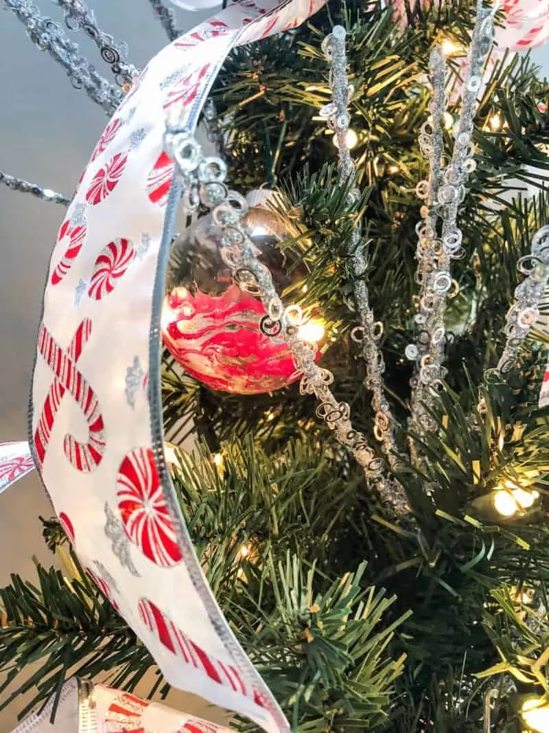 DIY marbled ornament on the christmas tree.