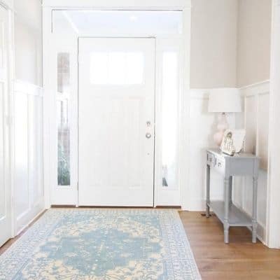 Sherwin Williams Worldly Gray (Is it a greige?)