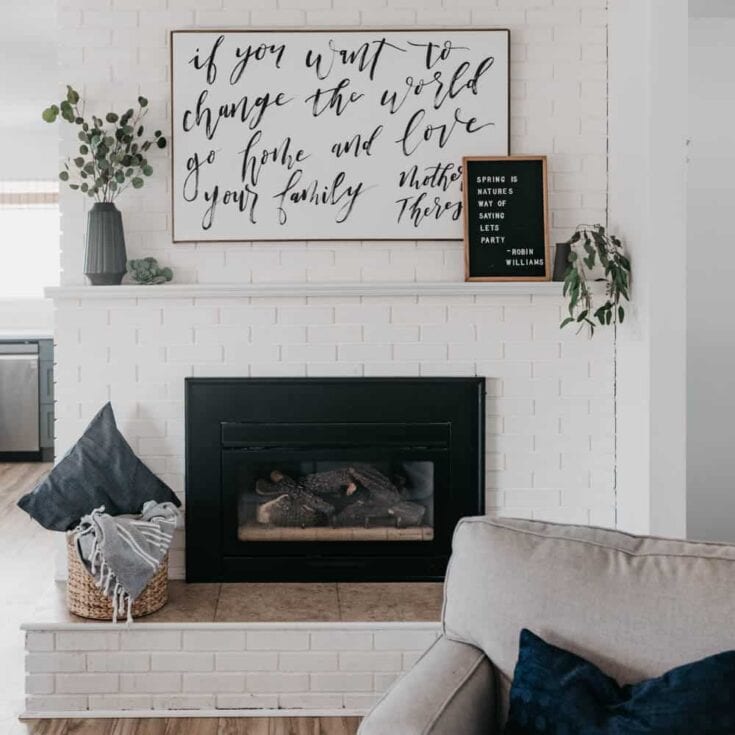 Image for Minimal Spring Mantel