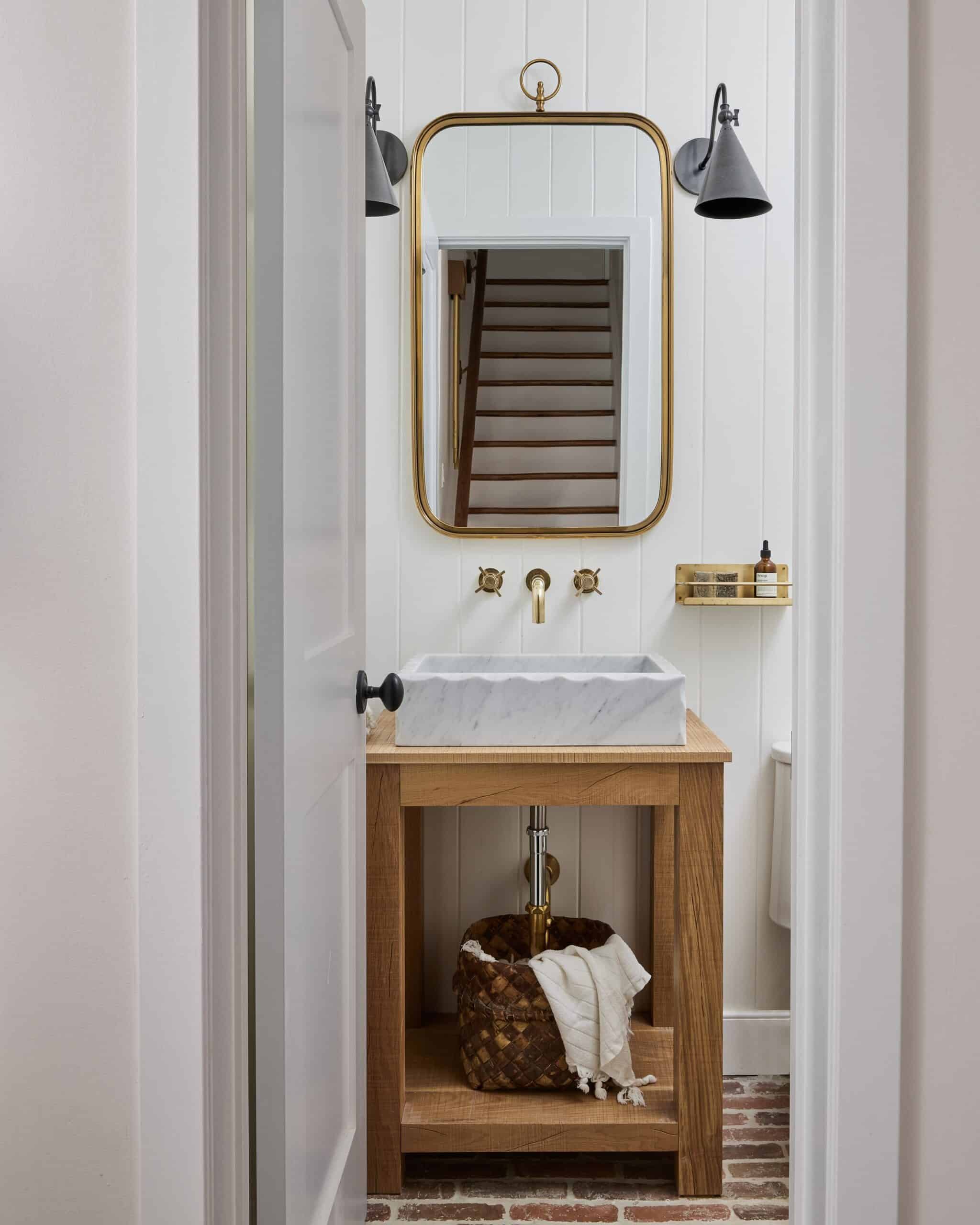 9 Gorgeous Shiplap Bathroom Wall Ideas