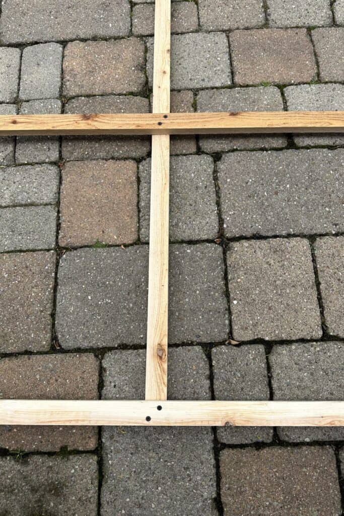 Here you can see the two screws I used to screw the wood together where it met.